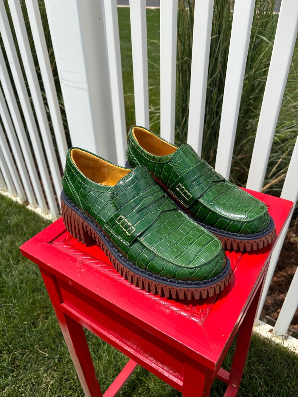 4ccccees Leather Loafers Women’s Size 41, 10.5 USA, Worn Once, Green Envy